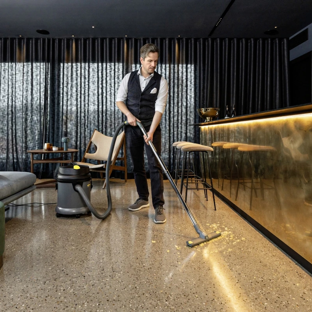 Karcher NT 27/1 Adv пылесос влажной и сухой уборки 1.428-520.0