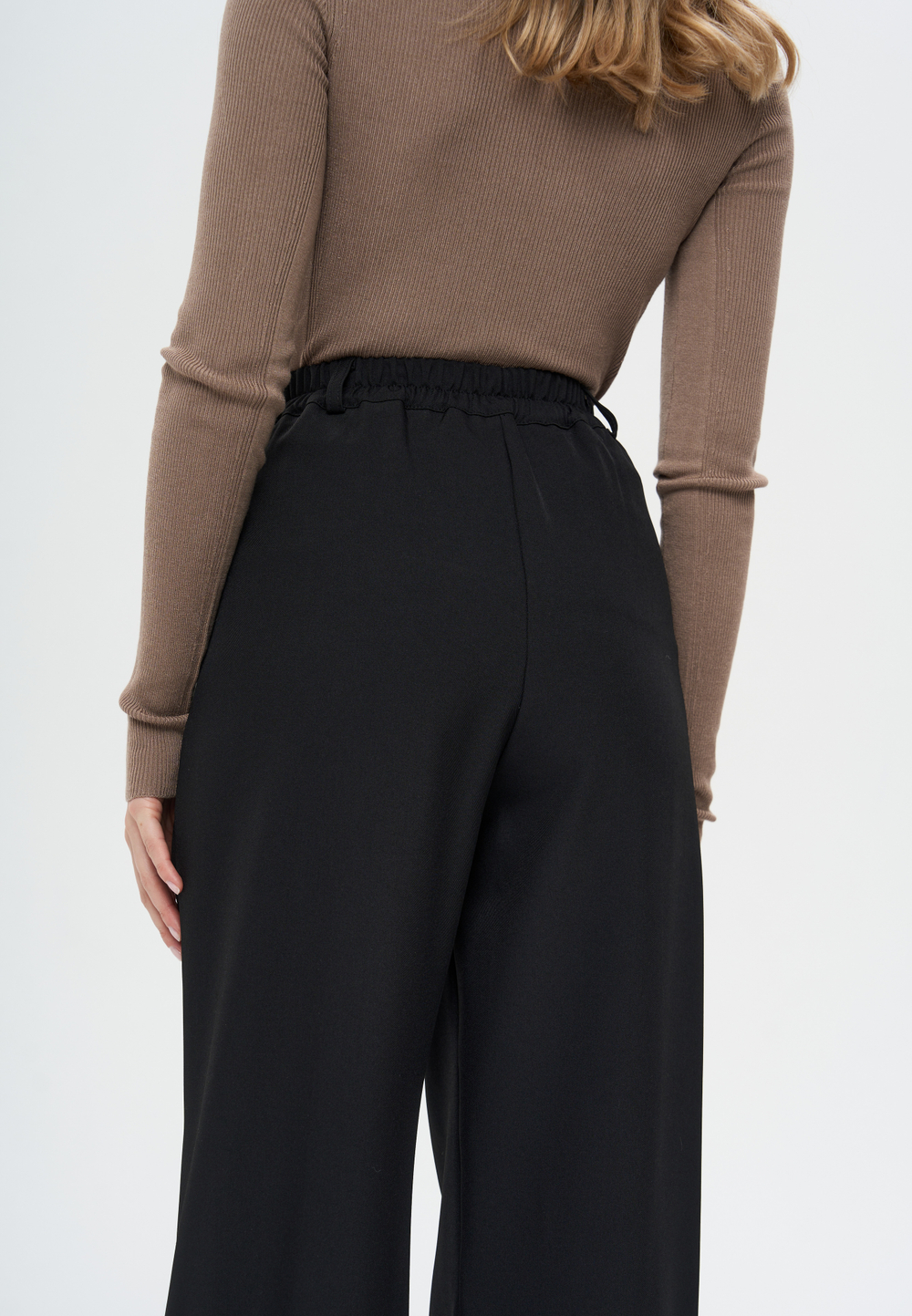 Брюки с простроченными стрелками