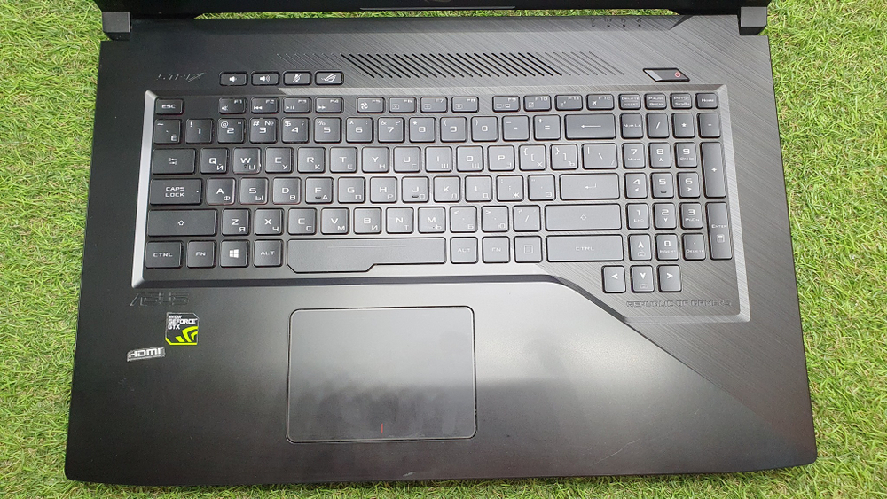 Ноутбук ASUS i5-7/12 Gb/GTX 1050 2 Gb/FHD/ROG GL703VD-GC156T (90NB0GM2-M03280)/Windows 10