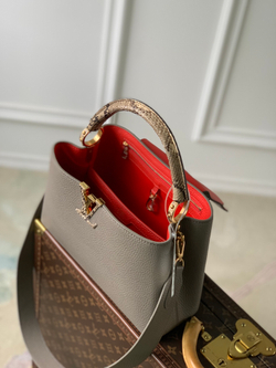 Louis Vuitton Capucines MM