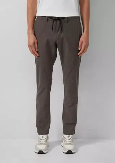 Cтруктурированные брюки чинос с эластичным поясом s.Oliver