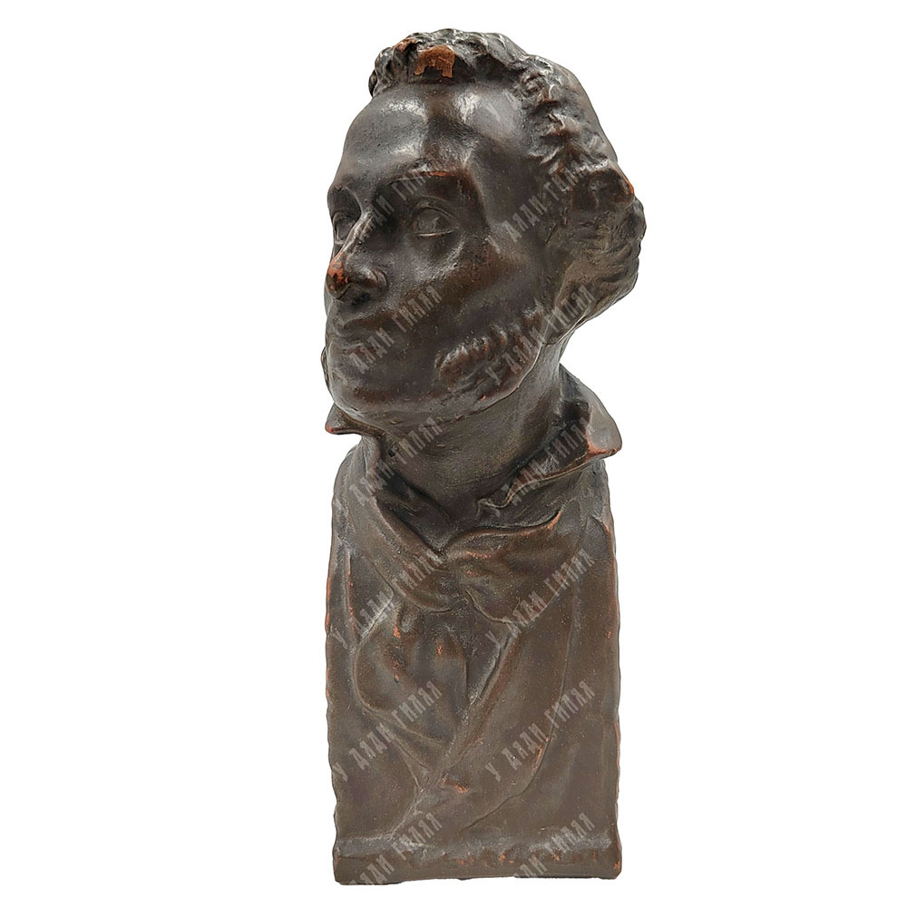 Скульптурный бюст Пушкин А. С. Гжель. Всекохудожник, скульптор: С. М. Орлов. СССР, 1938