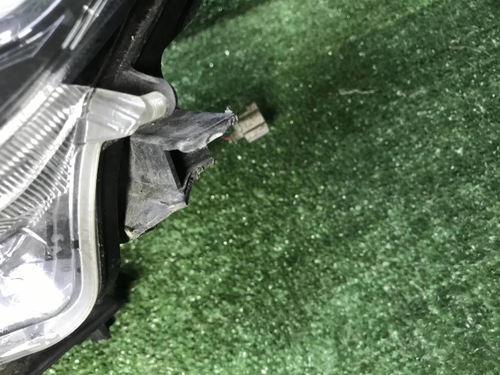 Битая Фара левая Toyota LC Prado 150 (17-нв) LED