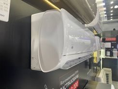 Инверторная сплит-система FUNAI KADZOKU Inverter 2024 RAC-I-KD70HP.D01 (комплект)