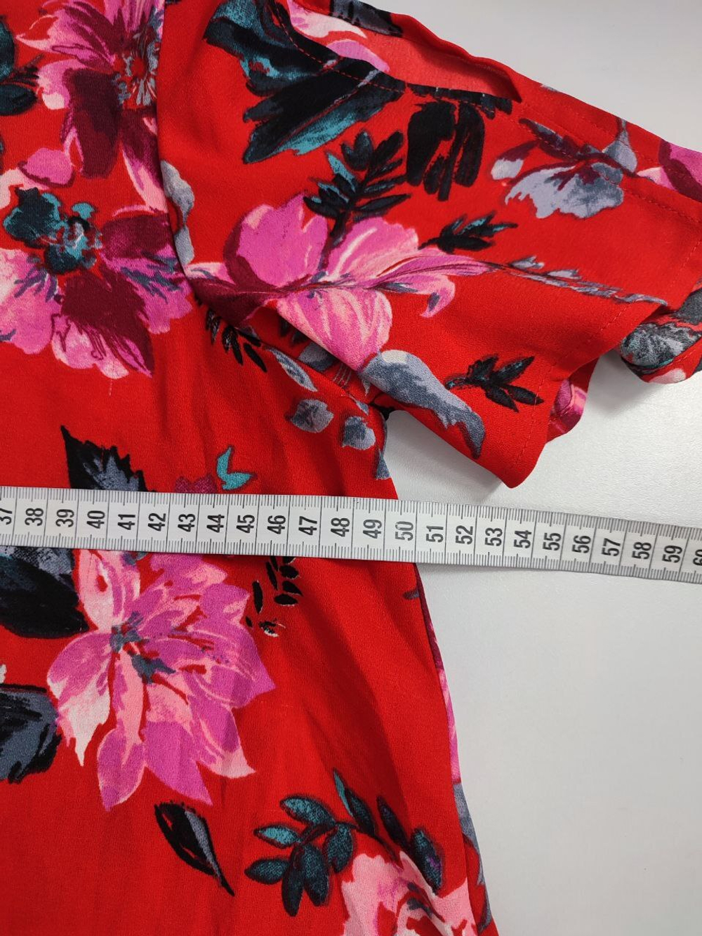 Блузка Only с цветами 40 размер