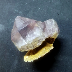 Сросток кристаллов аметиста (Карабаш) асс.