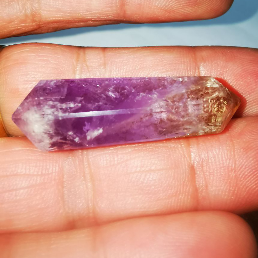 Кристалл-двухголовик аметрин 12гр..