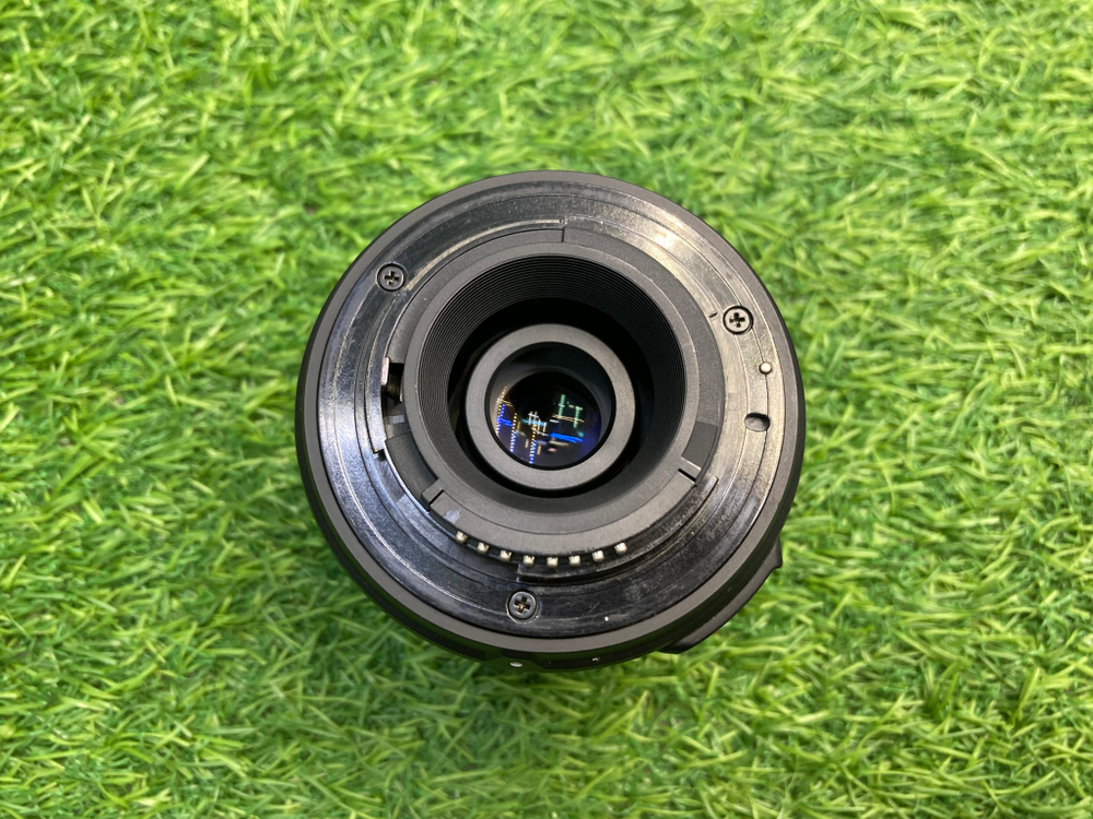 Nikon D5200 Kit 18-55mm 3.5-5.6G ED 12.100 кадров