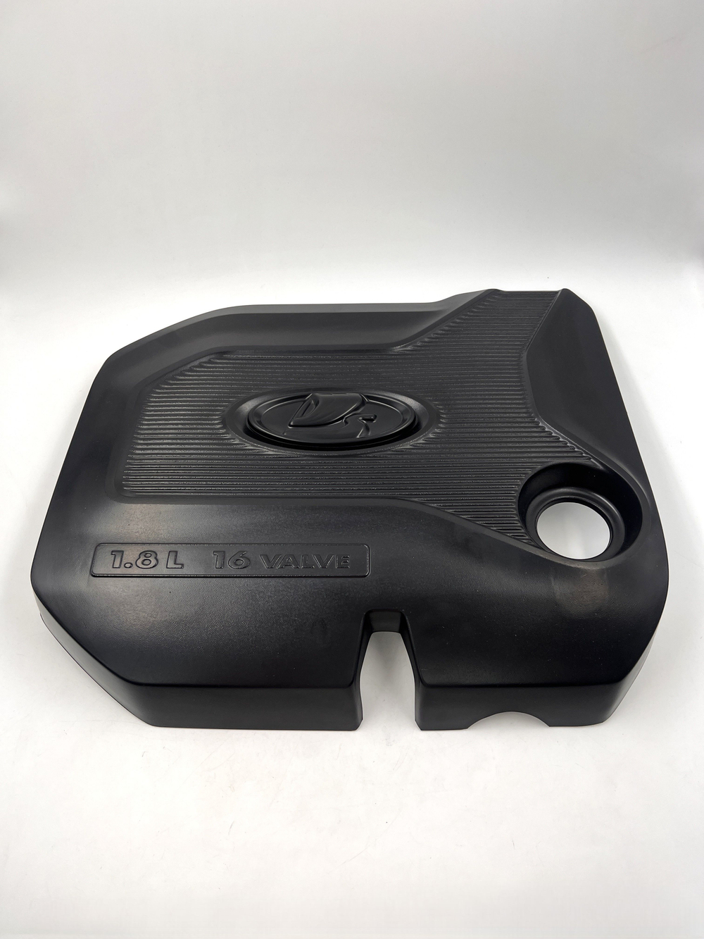 Экран (крышка) двигателя 21179 16 кл на Лада Веста, X-Ray