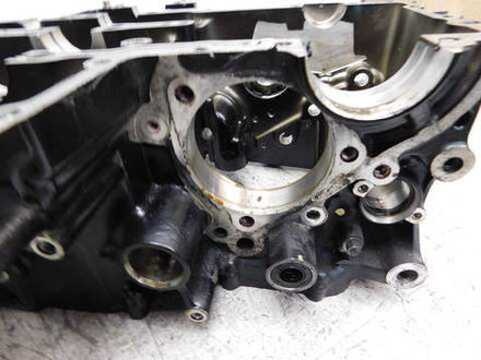 нижняя часть картера Kawasaki ZZR1400 ZXT40C.