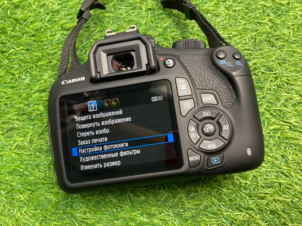 Canon 1200D kit 18-55mm 3.5-5.6 III (4.150 кадров)