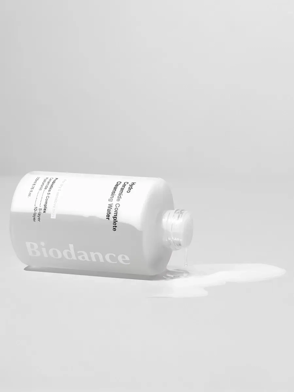 Biodance Мягкая очищающая вода для снятия макияжа Hydro Ceramide Complete Cleansing Water 200 мл