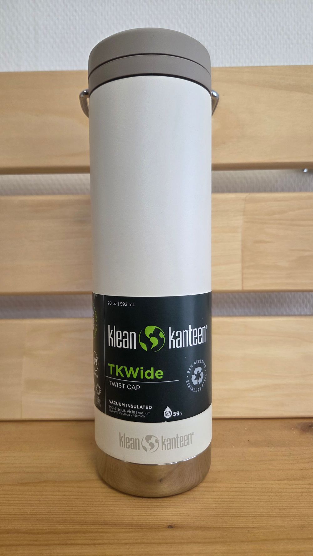 Термокружка Klean Kanteen TKWide Twist Cap 20oz (592 мл) Tofu (потертость)