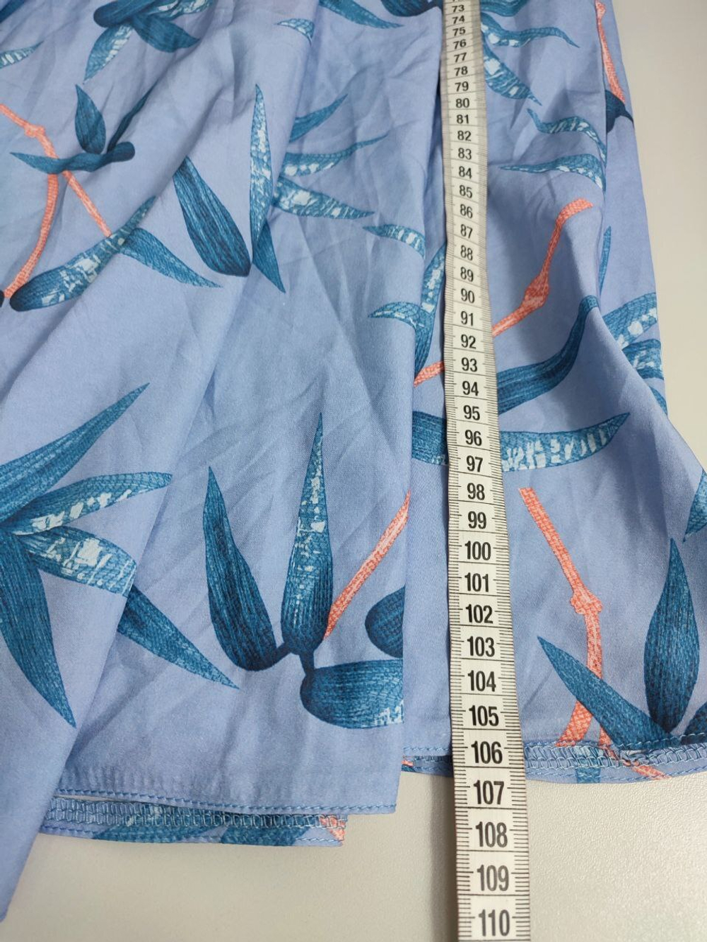 Платье Deniza красивое 44 размер, новое