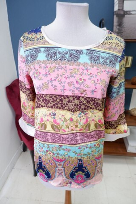 Джемпер яркий 44 размер