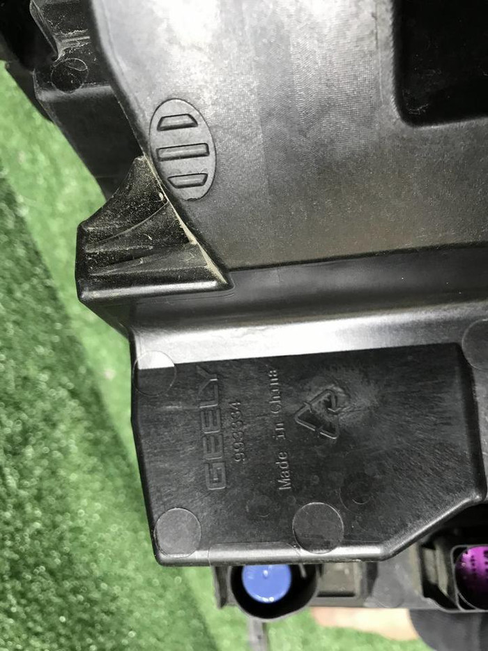 Фара правая Geely Monjaro (2021-н.в.) LED