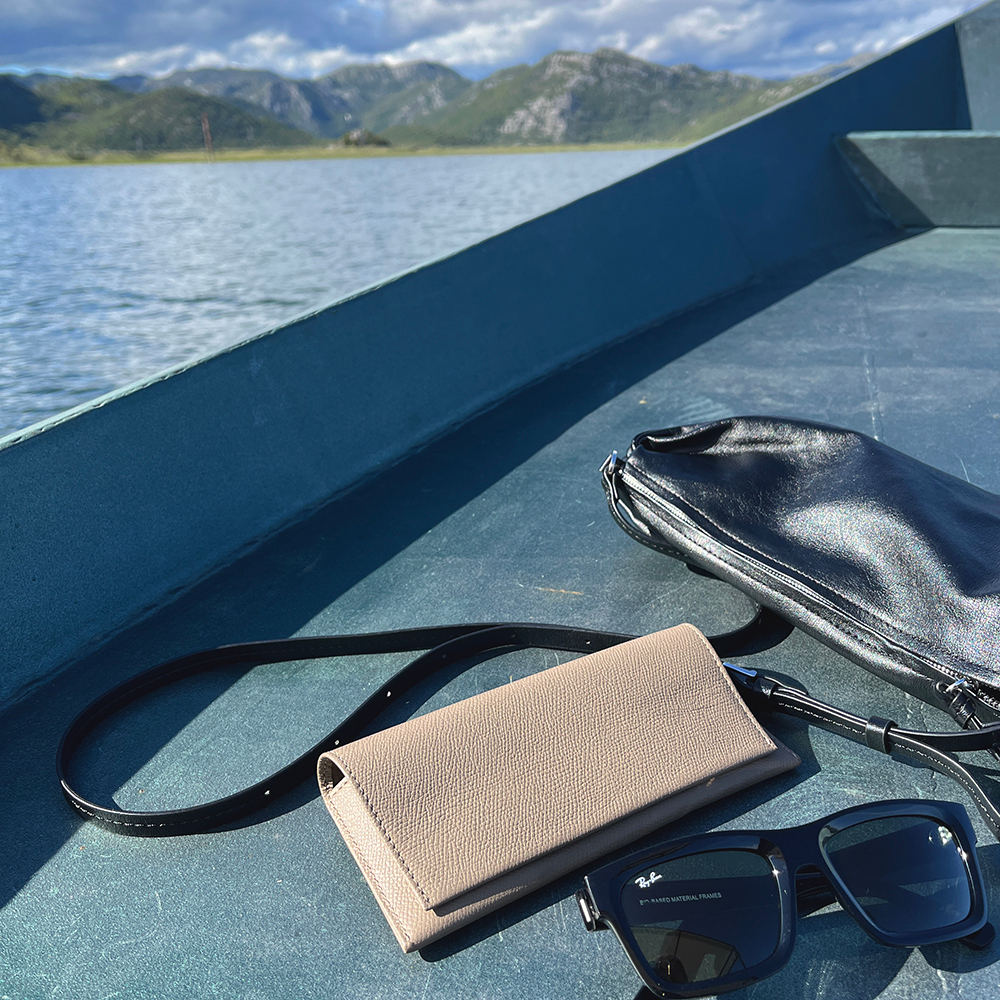 Футляр для очков Lentille из кожи сафьяно, бежевого цвета