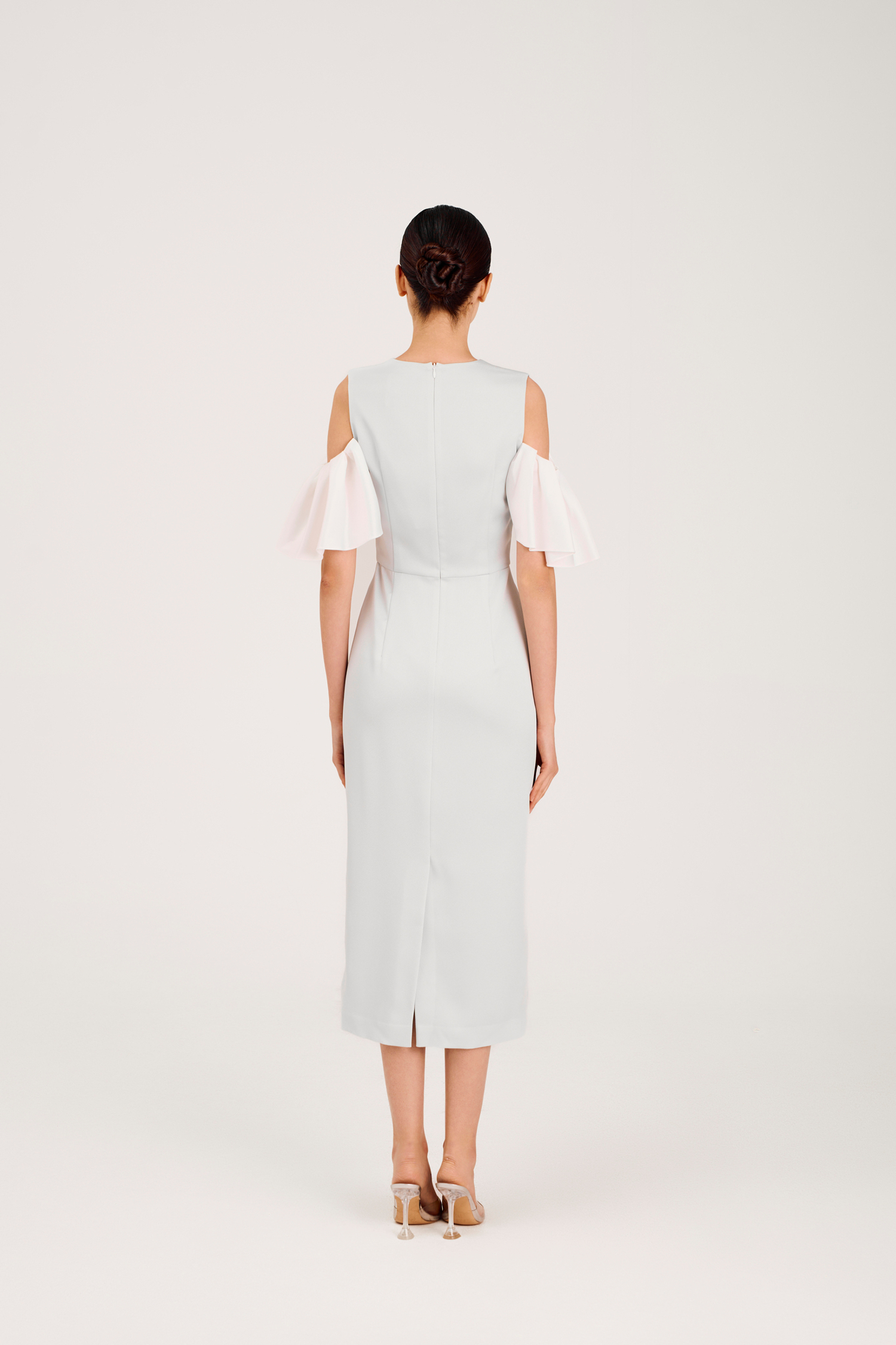 Платье Mina голубое (c воланами на рукавах)