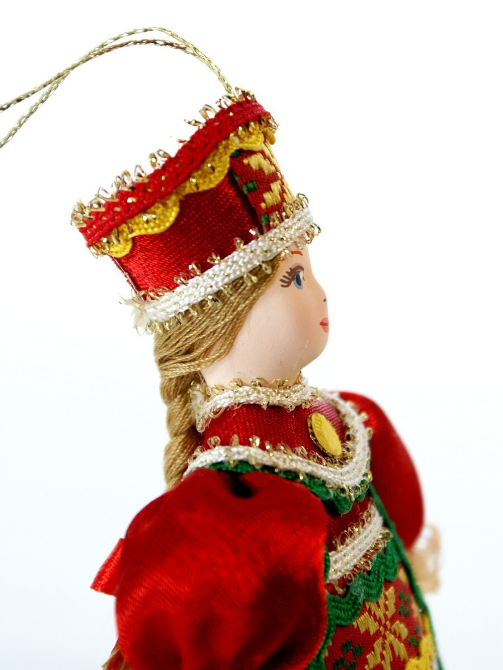 Кукла-подвеска Девушка в русском костюме.