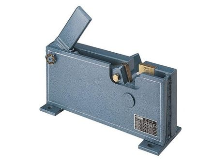 Ручной станок для резки арматуры ALBA CR-22