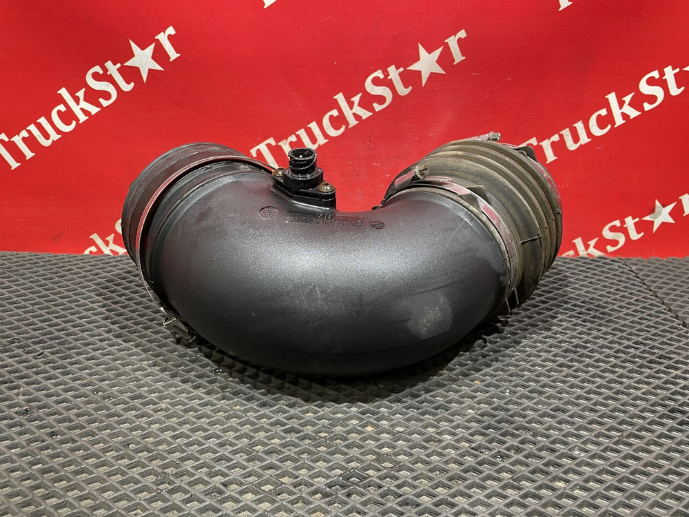 Патрубок воздушного фильтра