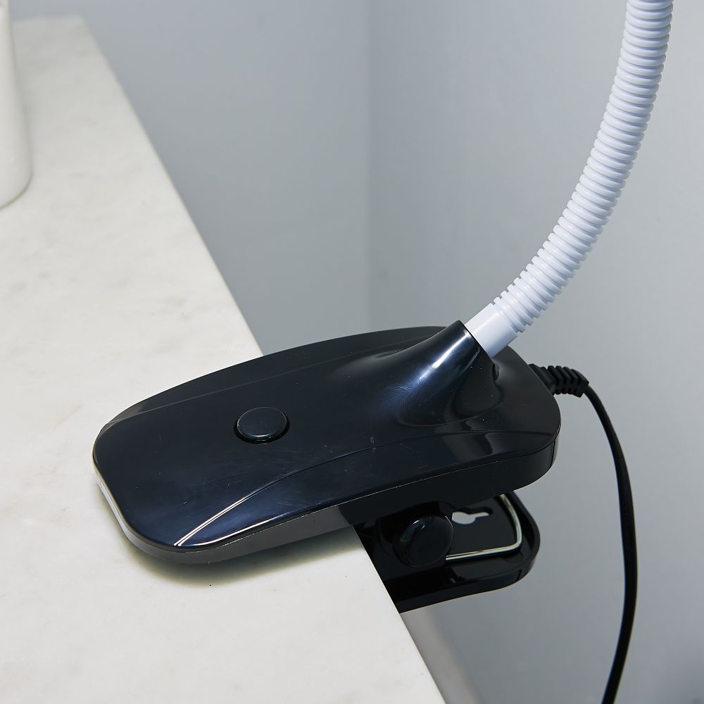 TLD-546 Black-LED-350Lm-4500K Светильник настольный прищепка. 5W. Механический выключатель. Черный. ТМ Uniel