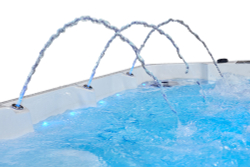 Недорогой плавательный гидромассажный спа-бассейн Victoria Star VS-MU400 с подогревом