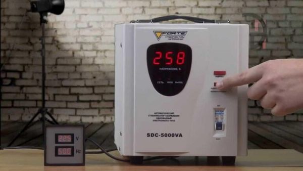 Как выбрать стабилизатор напряжения Как выбрать стабилизатор напряжения