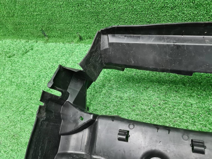 Воздуховод радиатора BMW 3er G20 (2018-2022)