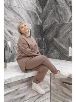 Костюм