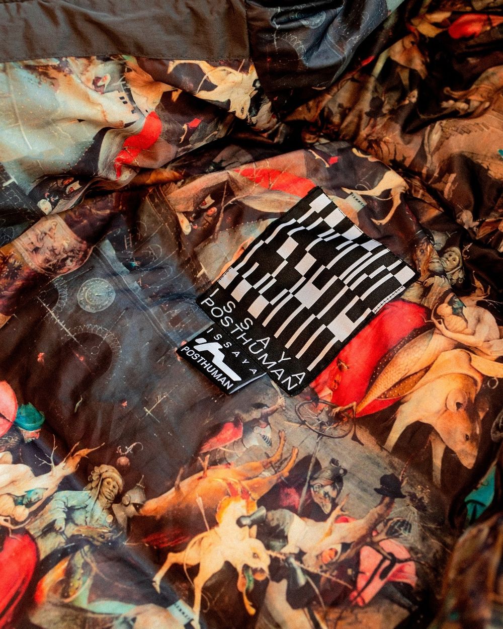 Пуховик Issaya Unity Puffer 2.0 crumpled черный