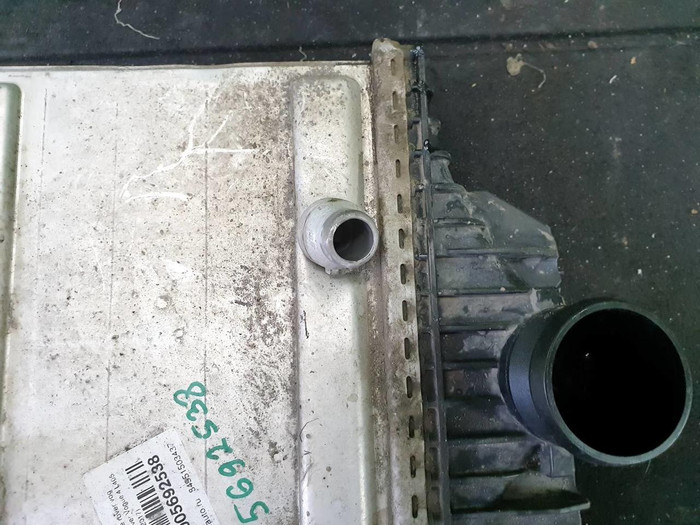 Интеркулер Range Rover Sport 2 (2013-2022)