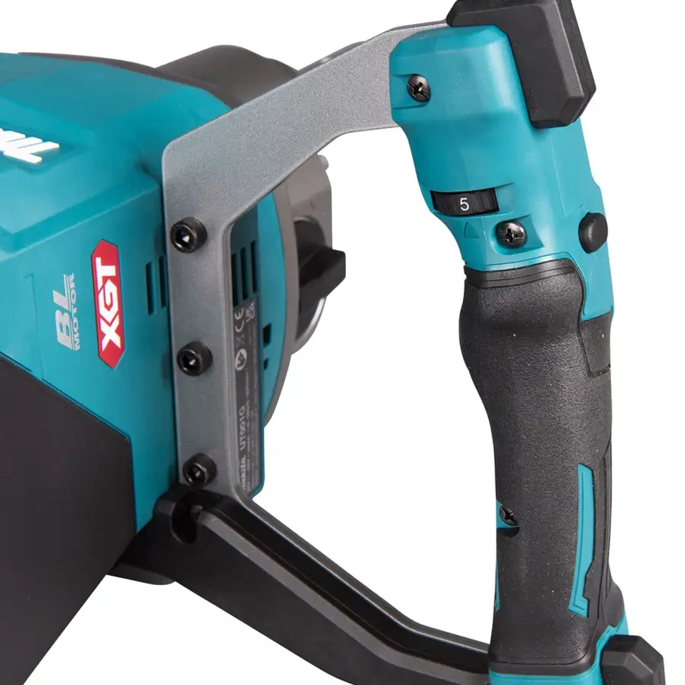 Аккумуляторный миксер Makita UT001GZ02