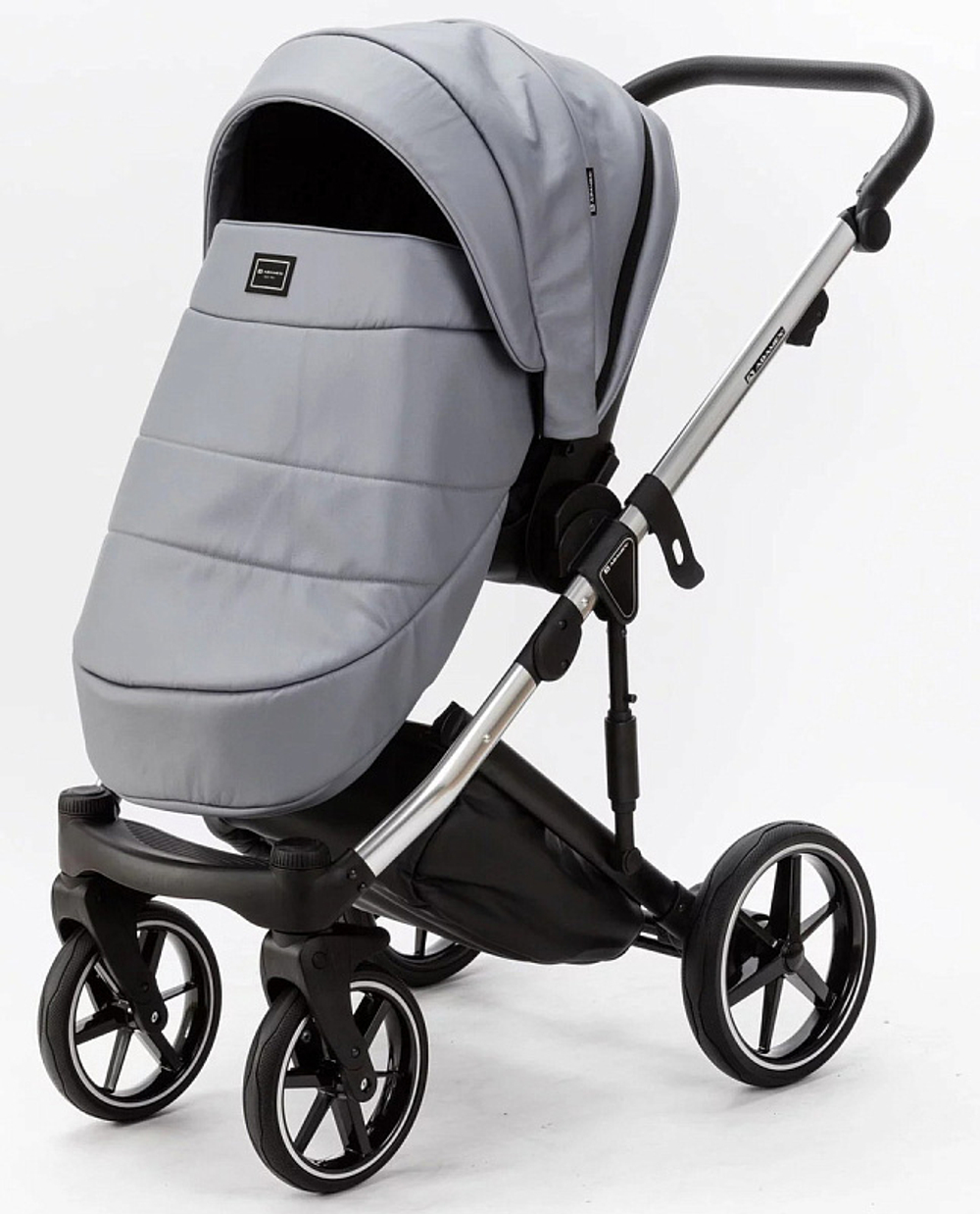 Детская коляска Adamex Lumi Air SE Deluxe 2 в 1 L-SM507 (СЕРАЯ ПЕРЛ. КОЖА+ХРОМ РАМА)