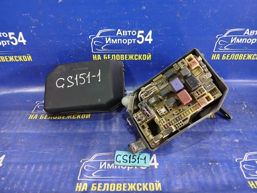 Блок предохранителей подкапотный TOYOTA CROWN 1997