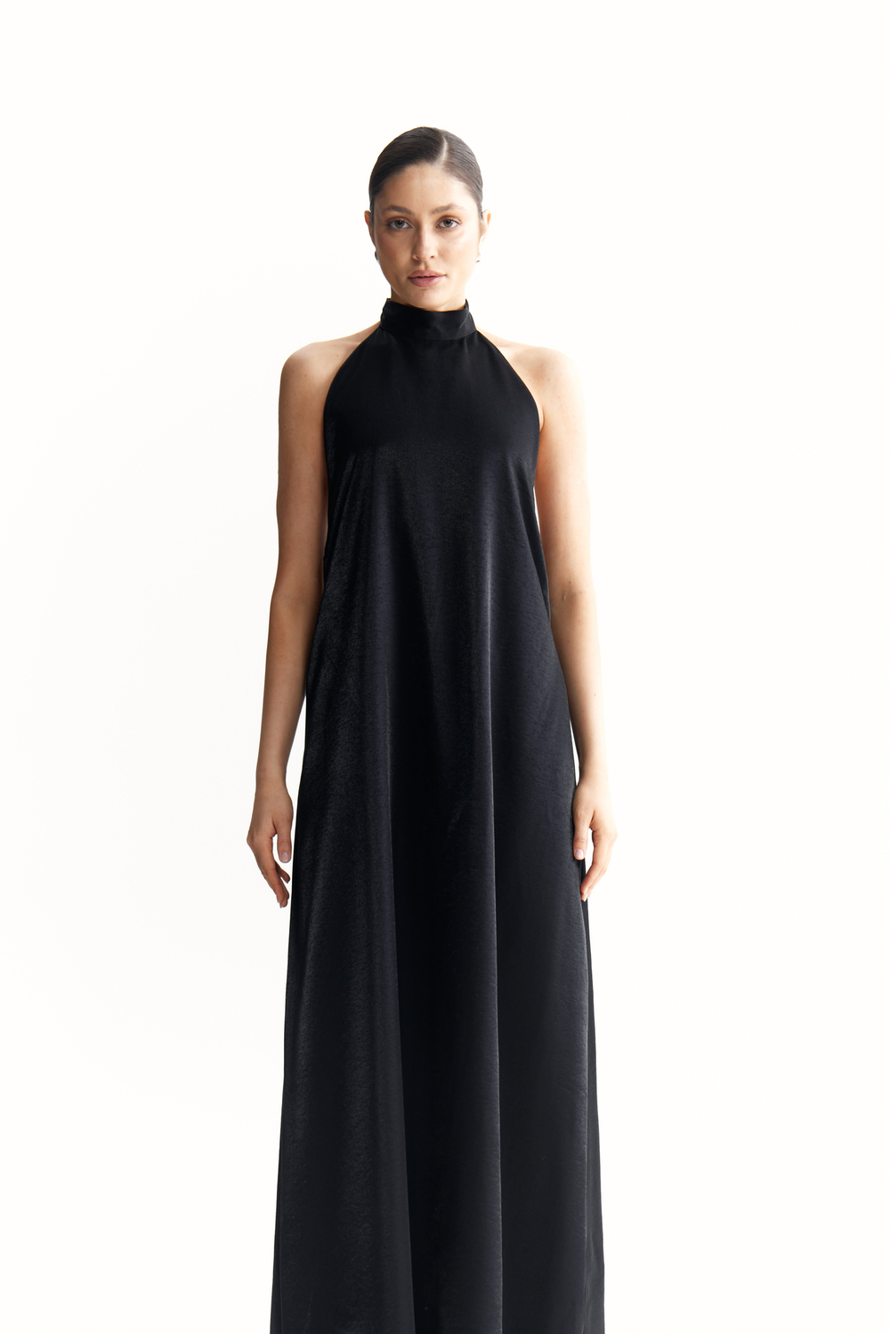 Платье с открытой спиной