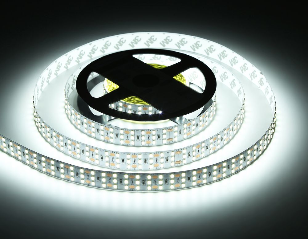 Ambrella Светодиодная лента трехрядная Ambrella Light GS3903 2835 324Led /26W m/ 24V IP20 6500K 5m LED Strip 24V GS3903