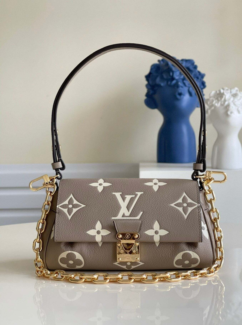 Louis Vuitton Favourite