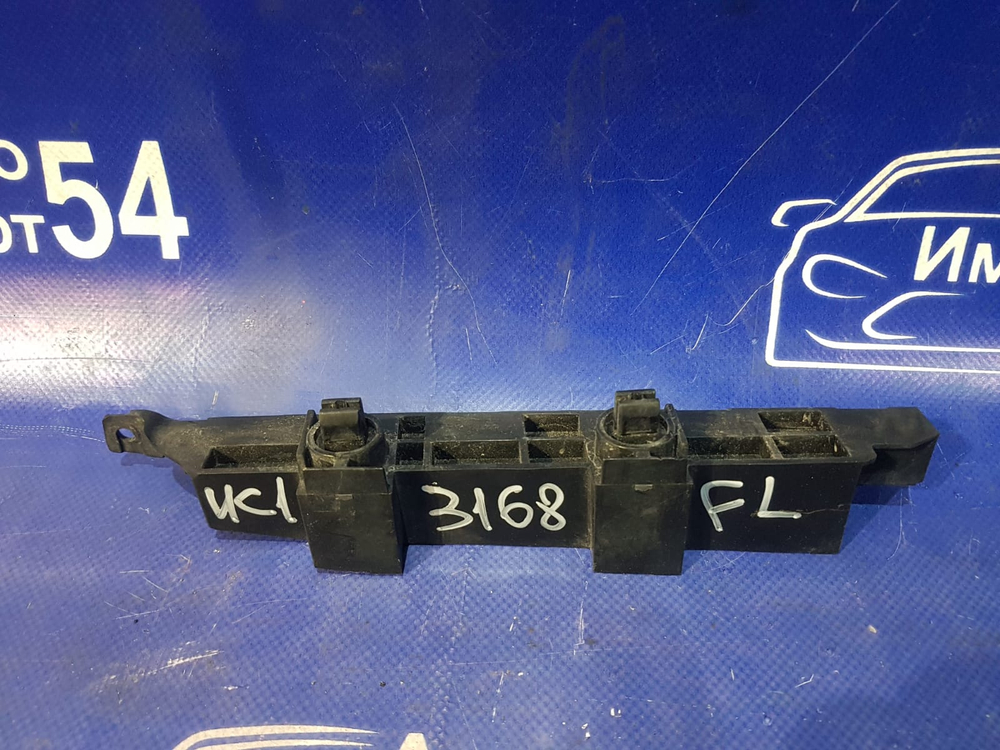 Крепление бампера переднее левое Honda INSPIRE 2003-2007