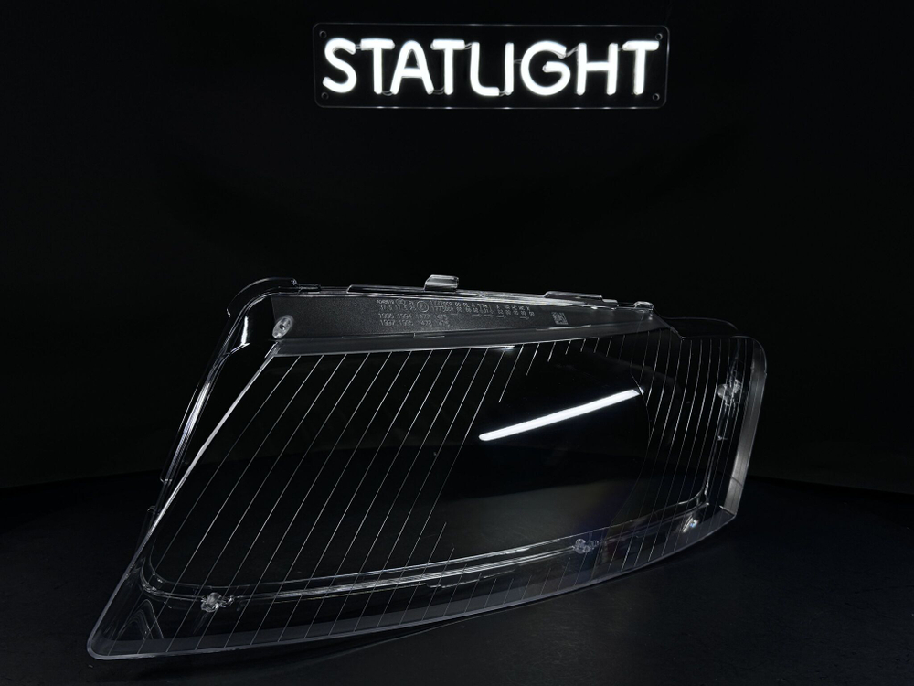 Левое стекло фары AUDI A8 D3 2004-2009