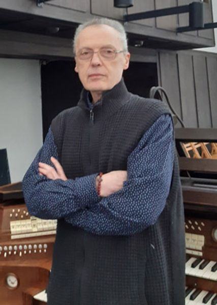 КОСТЮК Юрий Борисович