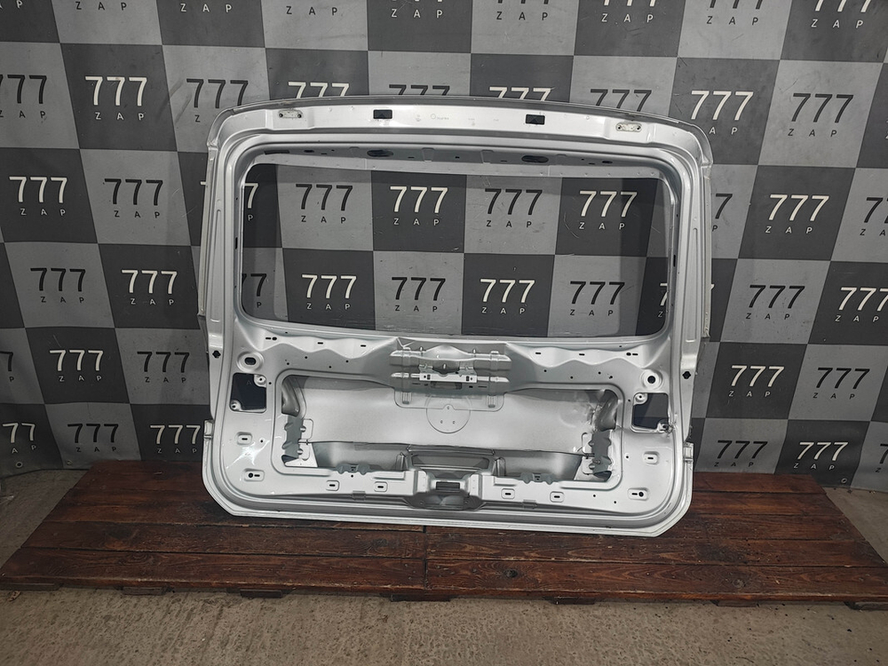Крышка багажника Volkswagen Touareg 2 10-18 Б/У Оригинал 7P6827159B