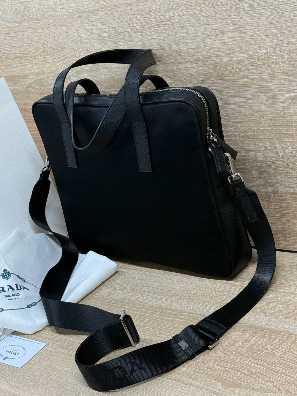 Портфель Prada