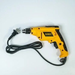 электрическая дрель деволт 10мм дрель Dewalt D1028 10mm 550W