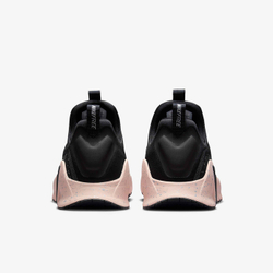 Кроссовки женские Nike Free Metcon 6 SE (Черно-Кремовые)