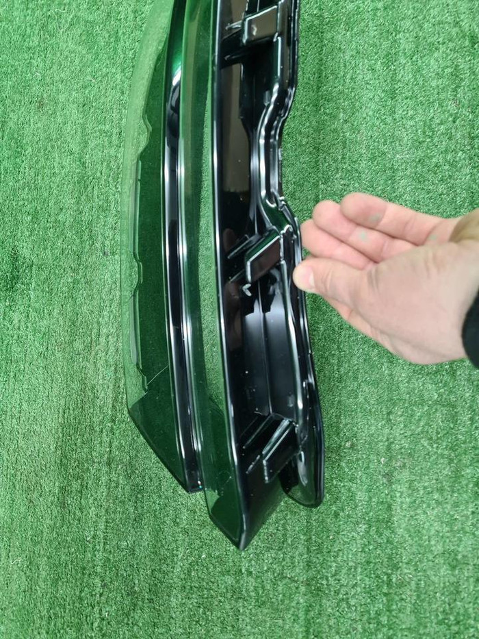 Стекло фары левое VW Tiguan 2 (2016-2020)