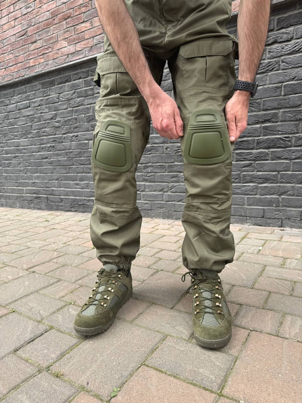 Тактический костюм горка с наколенниками и налокотниками олива