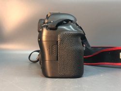Canon EOS 6D Mark II Body 2700 кадров пробега