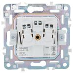 SKANDY Розетка 1-местная с заземлением с защитными шторками и крышкой 16А IP44 SK-R11B бежевый IEK