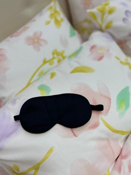 Маска для сна "Нежность", хлопок, сатин, черная, стандартная резинка